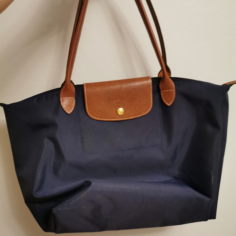 Large longchamp tote navy